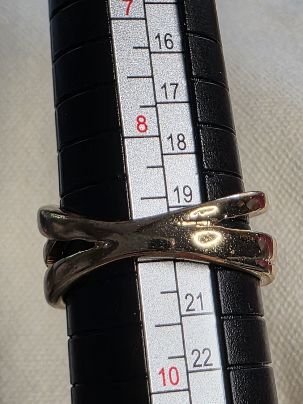 Criss Cross Crossover Band Ring Minimalist Layered Gold Tone Size 9 - Picture 3 of 4